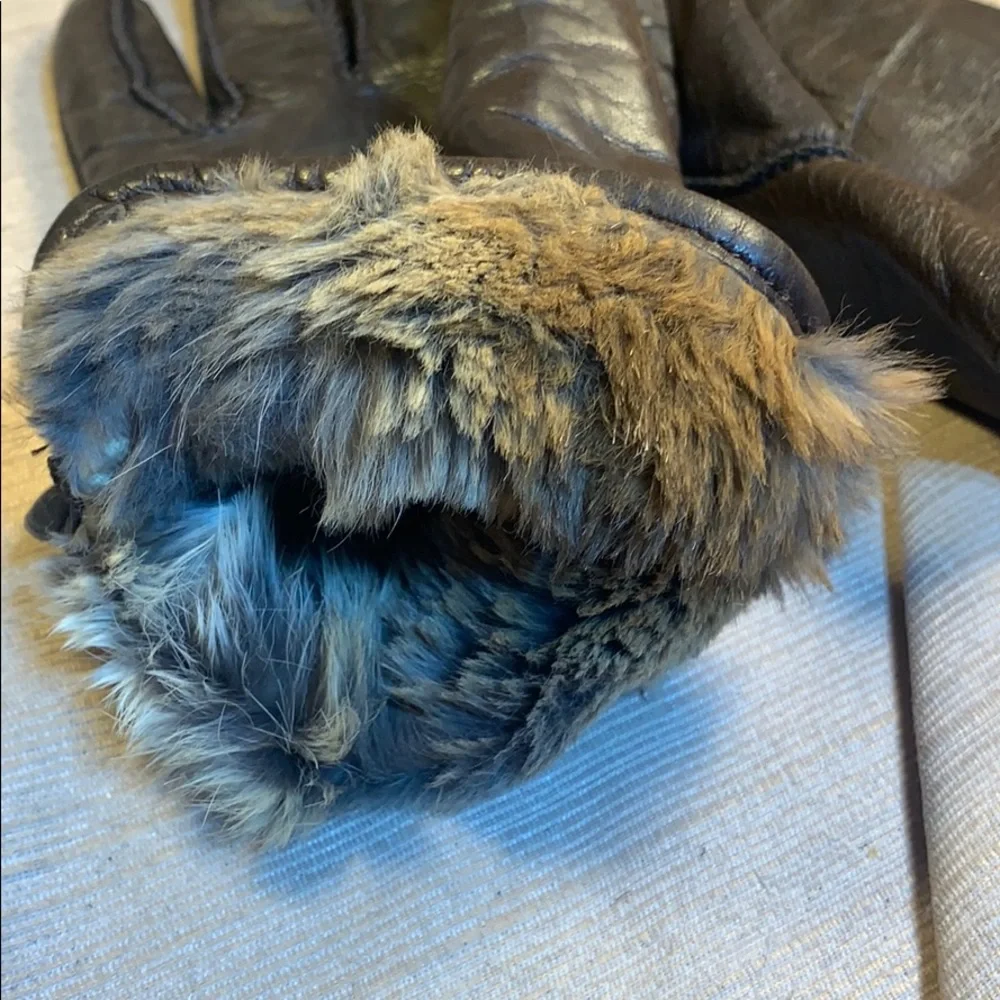 Leather gloves w/fur lining preloved